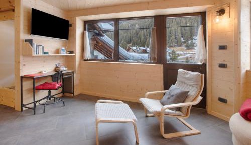Two-Bedroom Superior Apartment