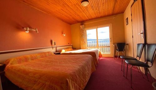 Triple Room with Mountain View