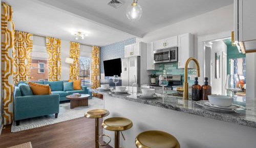 Deluxe Apartment
