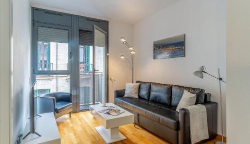 One-Bedroom Apartment with Balcony