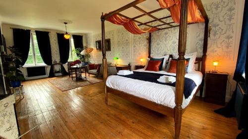 Queen Room with Garden View
