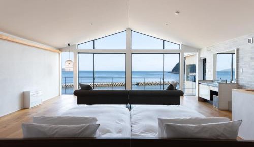 Villa - Beach Front