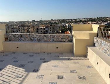 One-Bedroom Apartment with Terrace