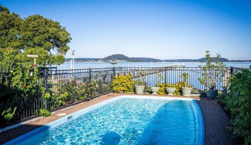 Four-Bedroom Deluxe Home - Oceanfront
