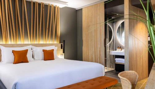 Standard King Room