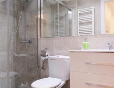Twin Room with Shared Bathroom