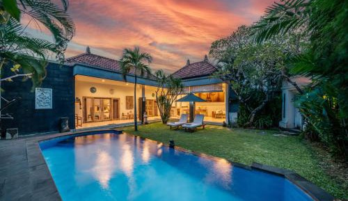 Villa with Private Pool
