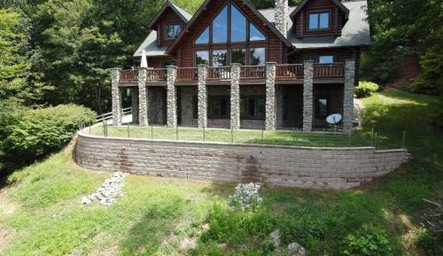 Four-Bedroom Holiday Home