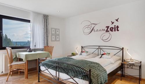 Superior One-Bedroom Apartment