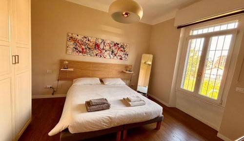 Double Room with Shared Bathroom