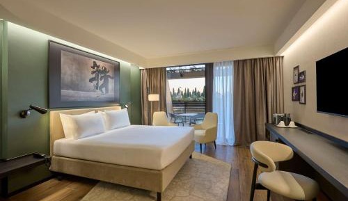 Premium Room with Balcony