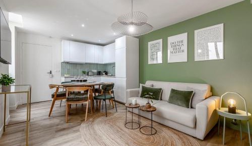 One-Bedroom Apartment