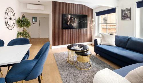 Three-Bedroom Superior Apartment