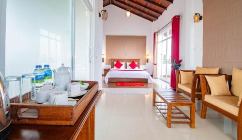 Deluxe Double Room with Balcony