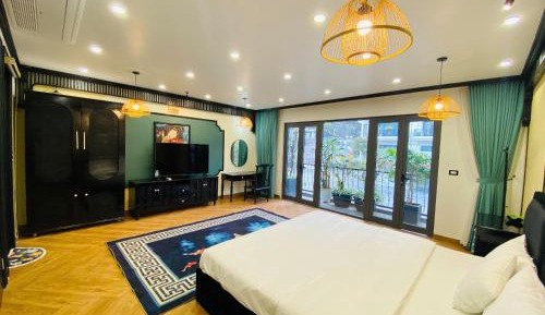 Suite with Balcony