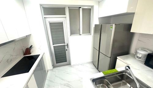 Three-Bedroom Apartment - High Floor