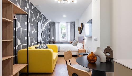 Standard Triple Studio