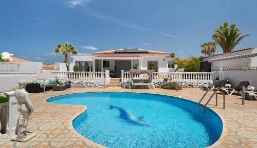 Villa with Sea View
