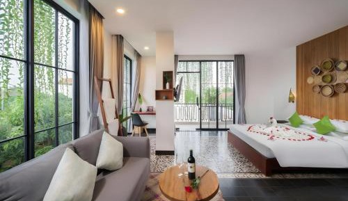 Triple Room