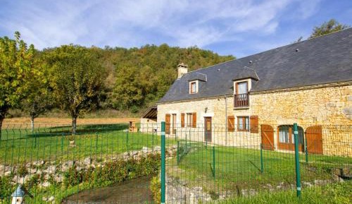 Holiday Home (10 Adults)