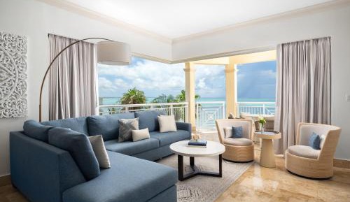 1 Bdrm Oceanfront Suite