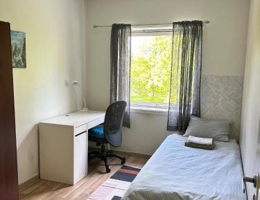 Single Room with Park View