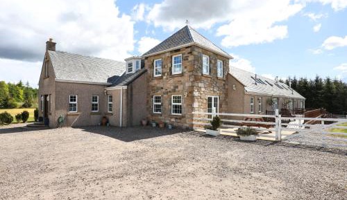 Seven-Bedroom House