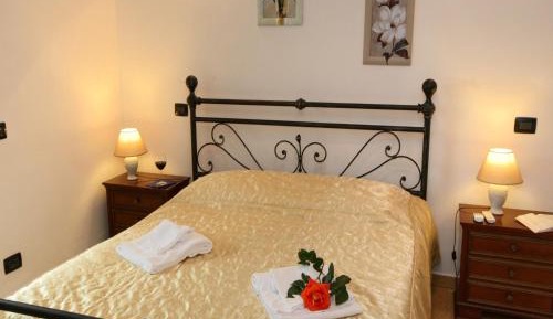 Ten-Bedroom Villa