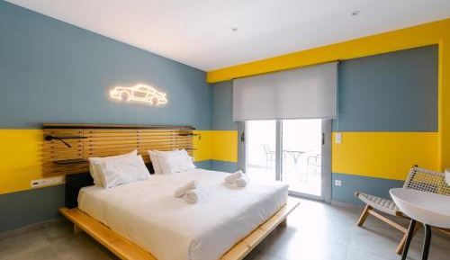 Deluxe Double Room with Balcony
