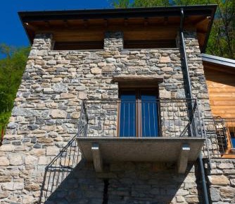 Chalet - Split Level