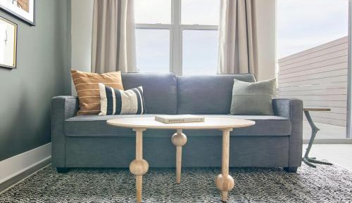 Studio Apartment with Queen and Sofa Bed and Balcony