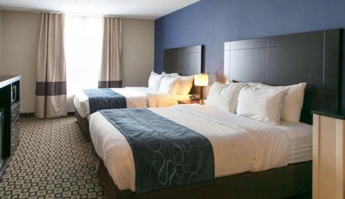 Queen Suite with Two Queen Beds - Non-Smoking