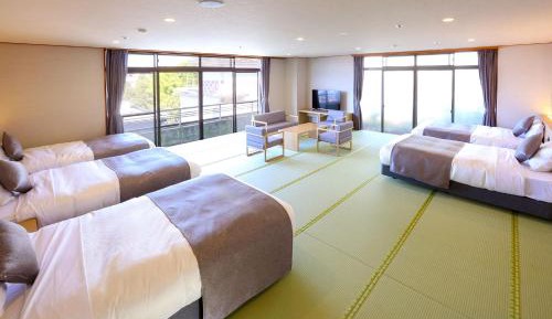 Superior Japanese-Style-Room holds 5 people - Shower Only - Non-Smoking