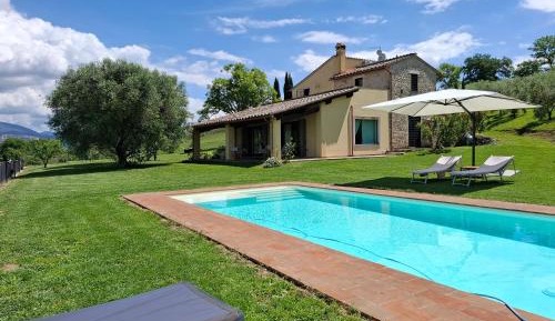 Three-Bedroom Holiday Home 