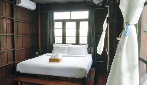 King Room with Balcony