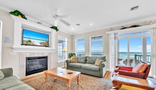 Five-Bedroom Holiday Home