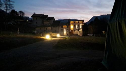 Two-Bedroom Deluxe Apartment