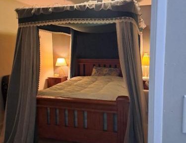 Double Room with Shared Bathroom