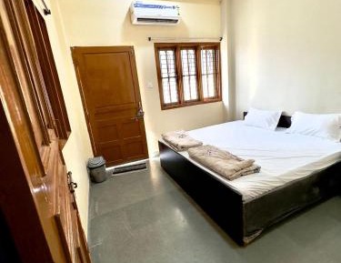 Double Room with Private External Bathroom