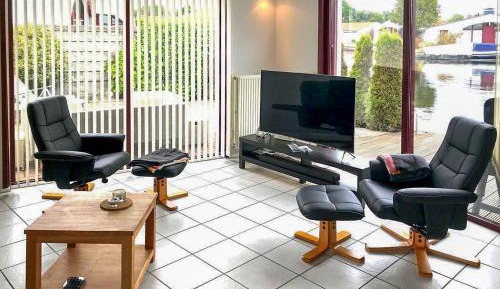 Two-Bedroom Holiday Home