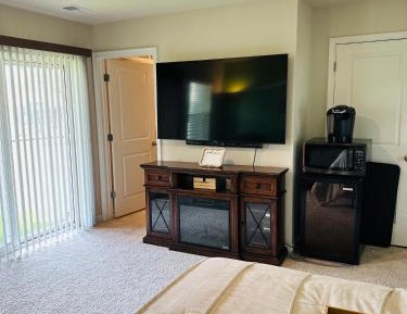 Deluxe Double Room (2 Adults + 1 Child)