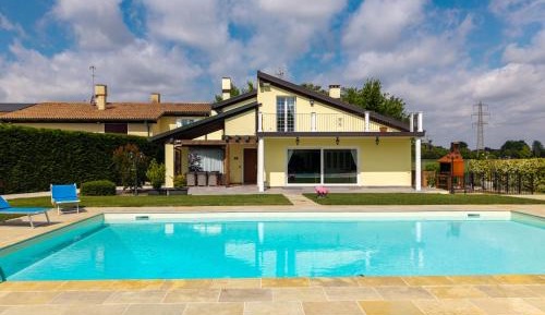 Villa with Private Pool