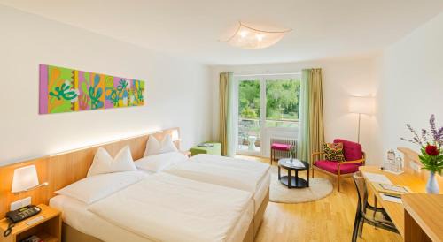 Classic Double Room with City View