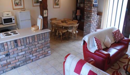 Two-Bedroom Holiday Home