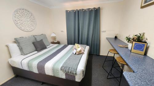 Queen Room with Balcony