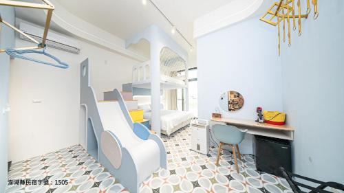 Quadruple Room with Private Bathroom