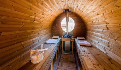 Ten-Bedroom Holiday Home