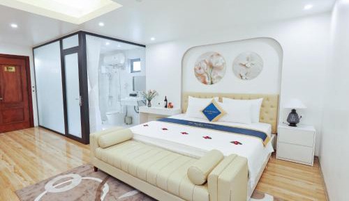 Suite with Balcony