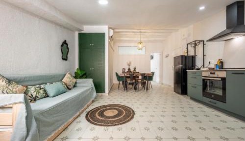 Apartment (4th floor)