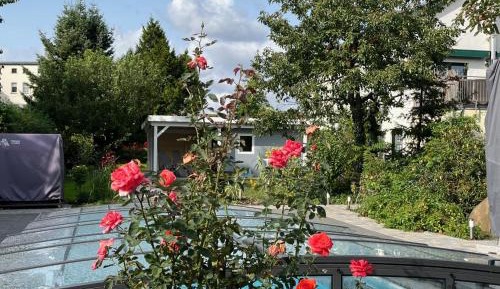 Apartment with Garden View